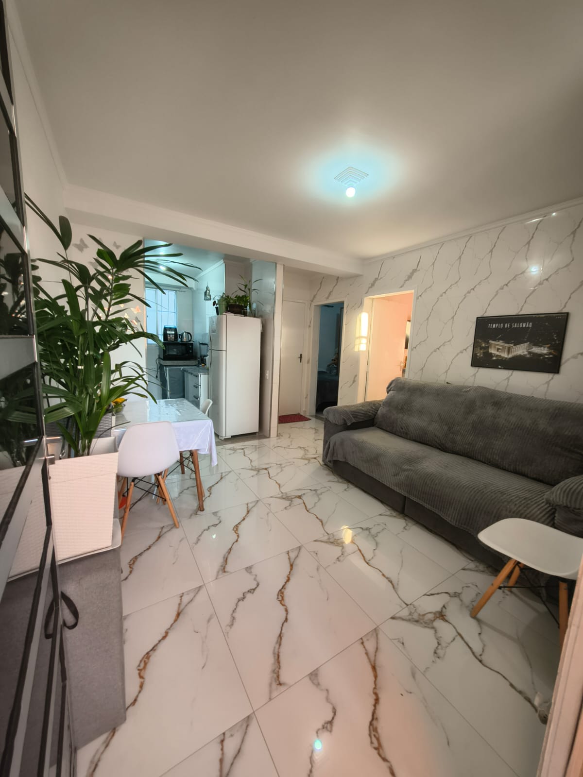 Apartamento Reformado no Jardim Vitória – 2 Quartos